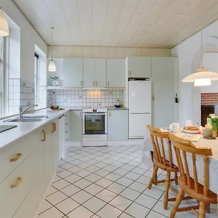 Feriehus Jonni - 15km From The Sea By Interhome Skærbæk